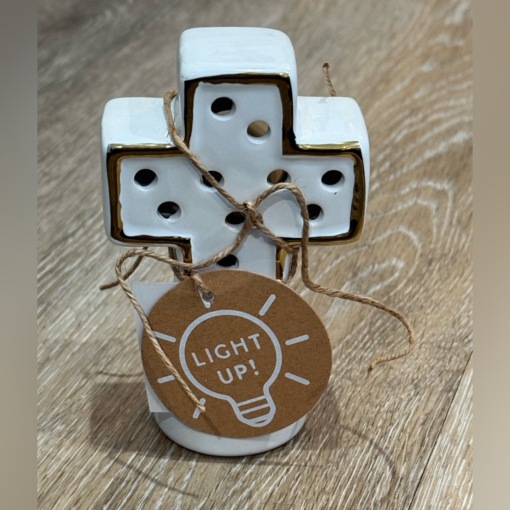 New Mud Pie Ceramic Cross White Glazed Light Up Accent Decor NWT